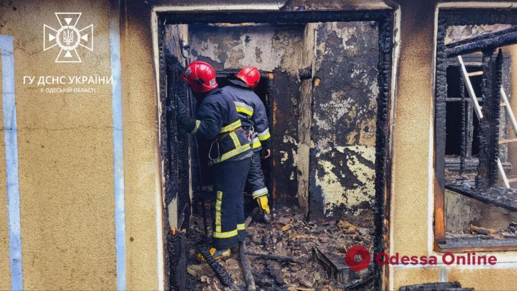 Коротке замикання: у Білгород-Дністровському районі вигорів житловий будинок
