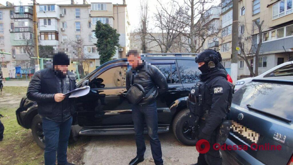 Поліція влаштувала облаву на кримінальну еліту Одеської області