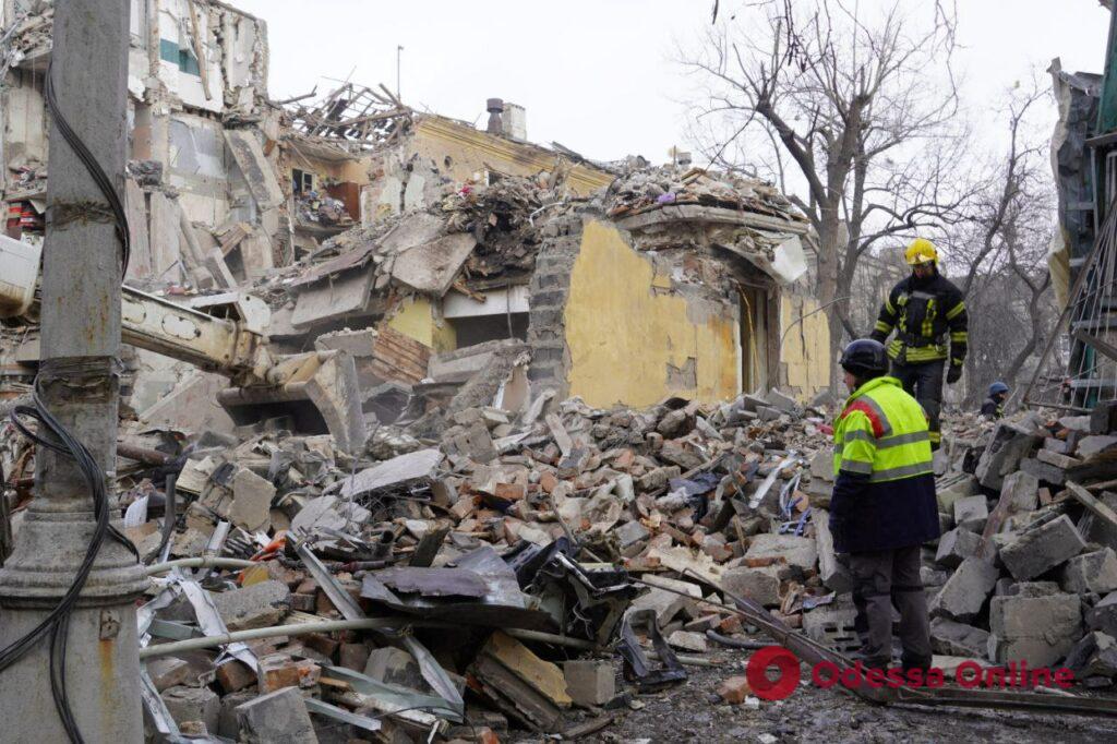 Трое погибших, 18 пострадавших: корреспондент Odessa.Online побывал на месте трагедии в Краматорске (фото, видео)