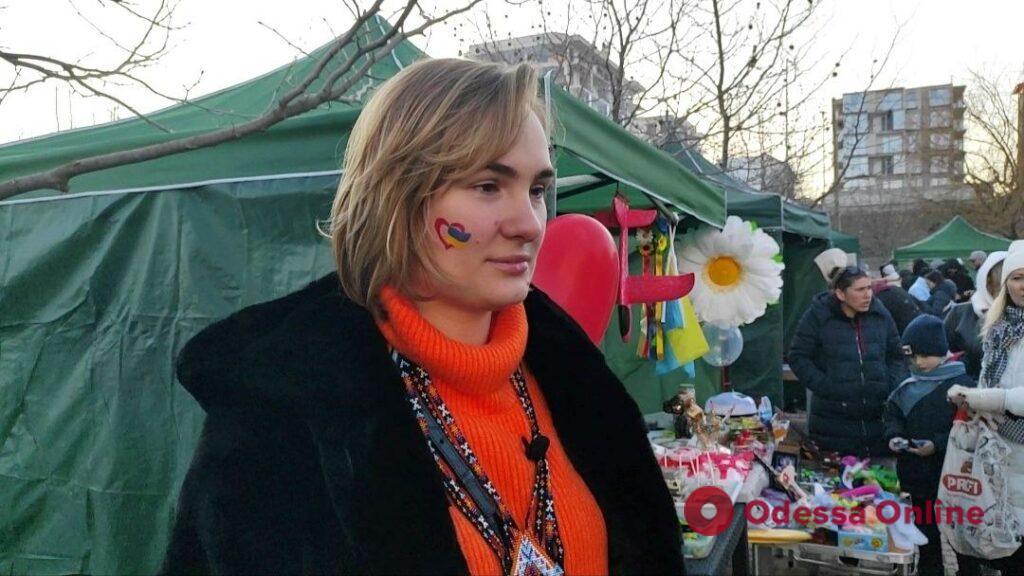 В румынской Констанце проходит ярмарка украинских мастеров: собирают деньги для ВСУ
