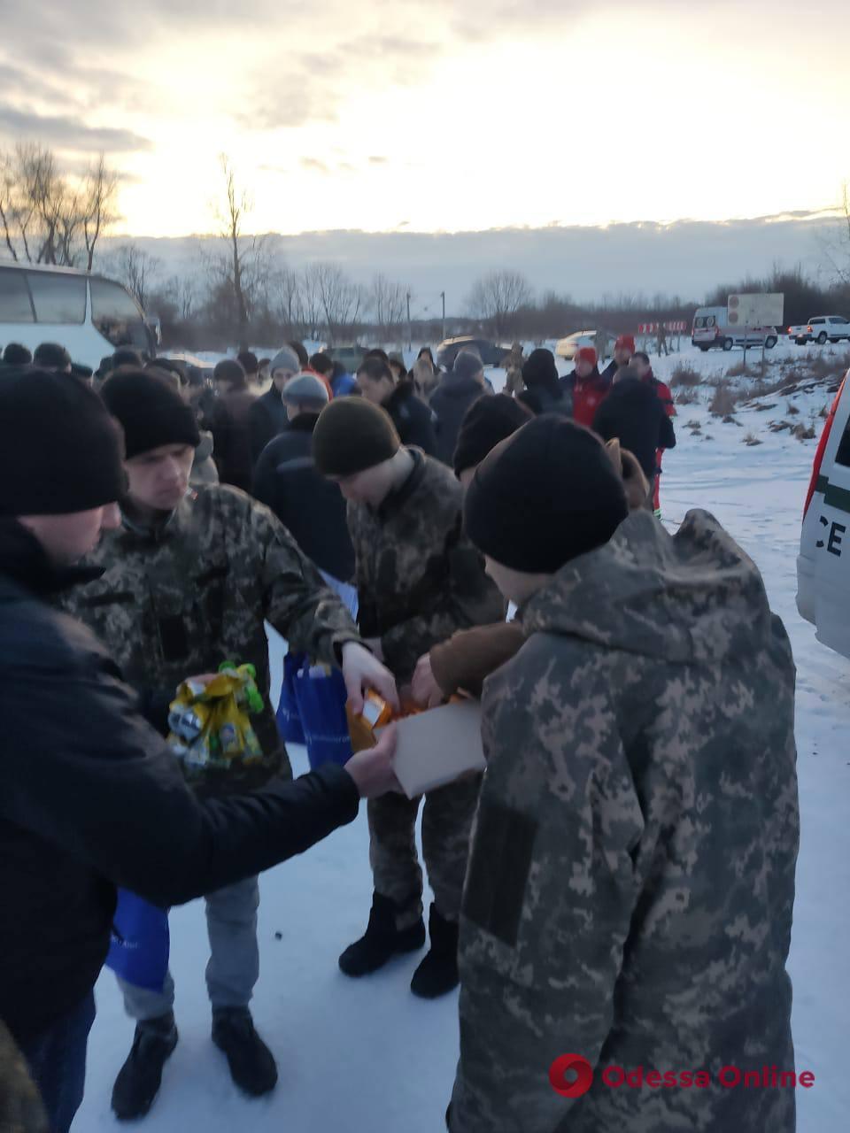 Украина вернула из российского плена 100 военных — среди них воины из «Азовстали»