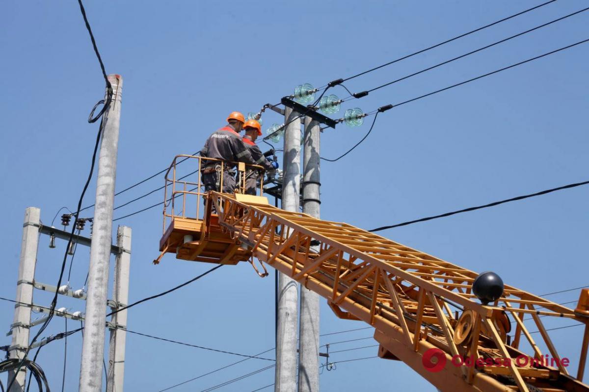 В «Укренерго» зняли мережеві обмеження на подачу електроенергії на Одещині
