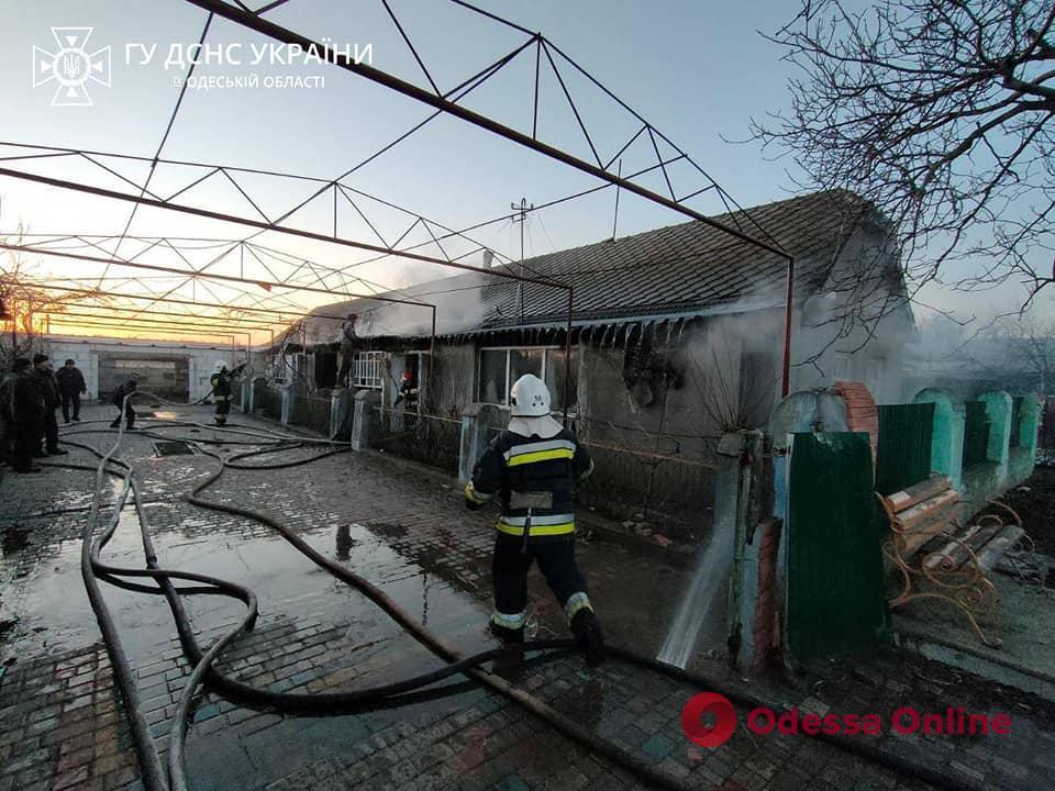 В Белгород-Днестровском районе едва не сгорел жилой дом