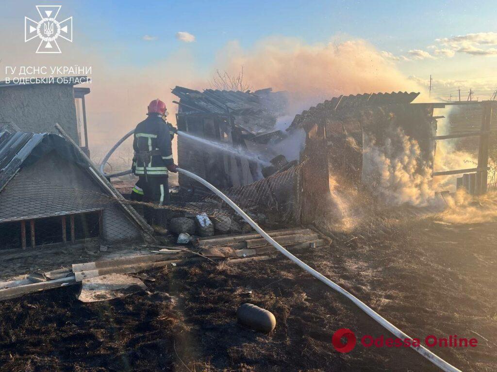 Рятувальники загасили пожежу біля дороги Рені – Ізмаїл