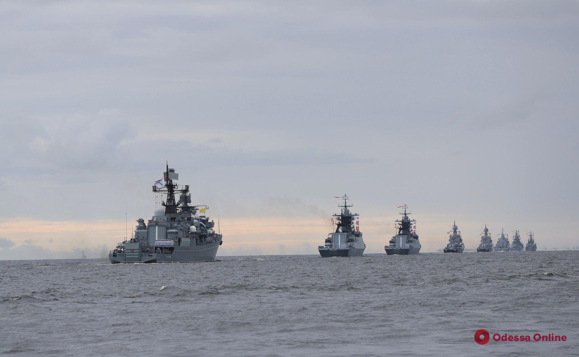 Россия держит в Черном море четыре корабля