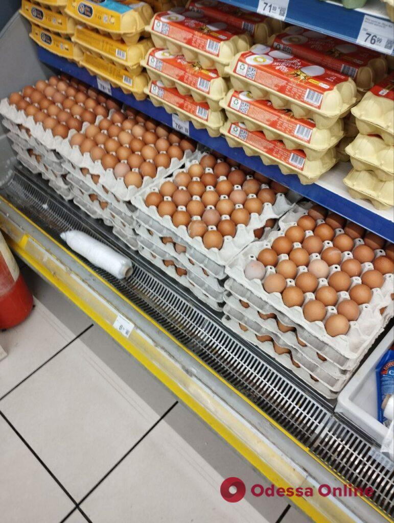 Цукор, борошно та цибуля: огляд цін в одеських супермаркетах