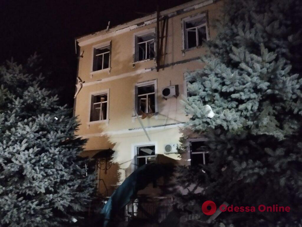 Наслідки ракетного удару по Одесі (фото)