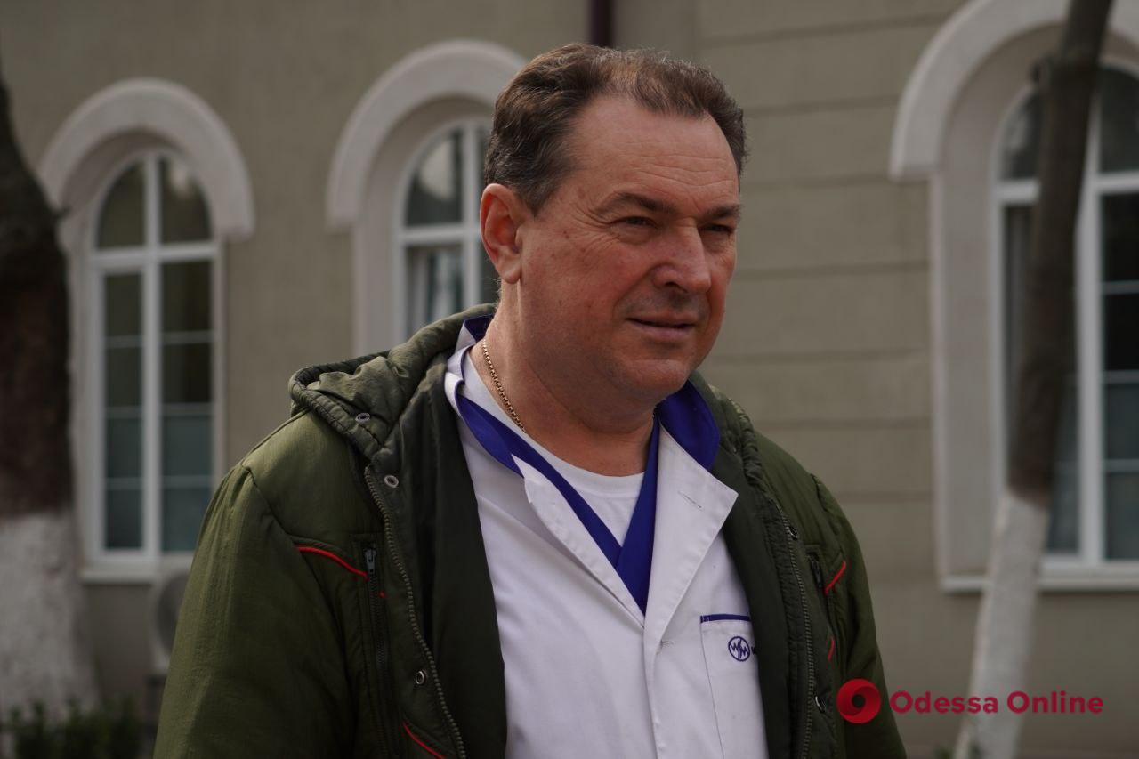 Ракетный удар по Одессе: мужчина, который пострадал на территории монастыря, находится в удовлетворительном состоянии
