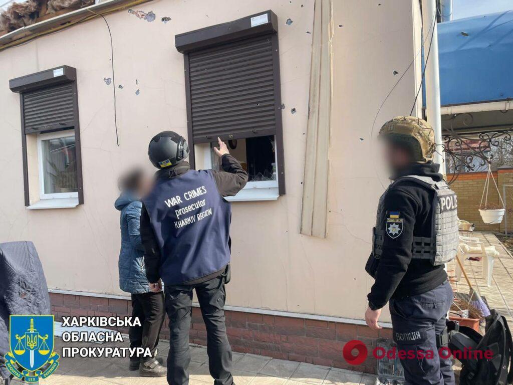 Оккупанты обстреляли Купянск: один из снарядов попал в пятиэтажный жилой дом (фото)