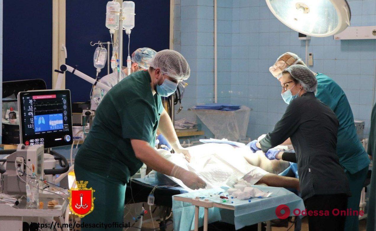 Як відбувалась перша в Одесі операція з трансплантації серця (відео)