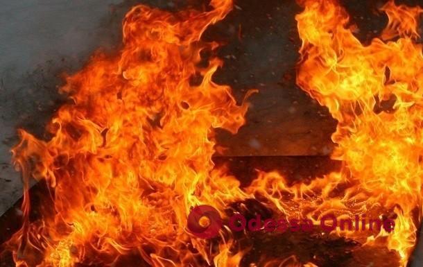 При попытке самостоятельно потушить пожар пострадал житель Одесской области