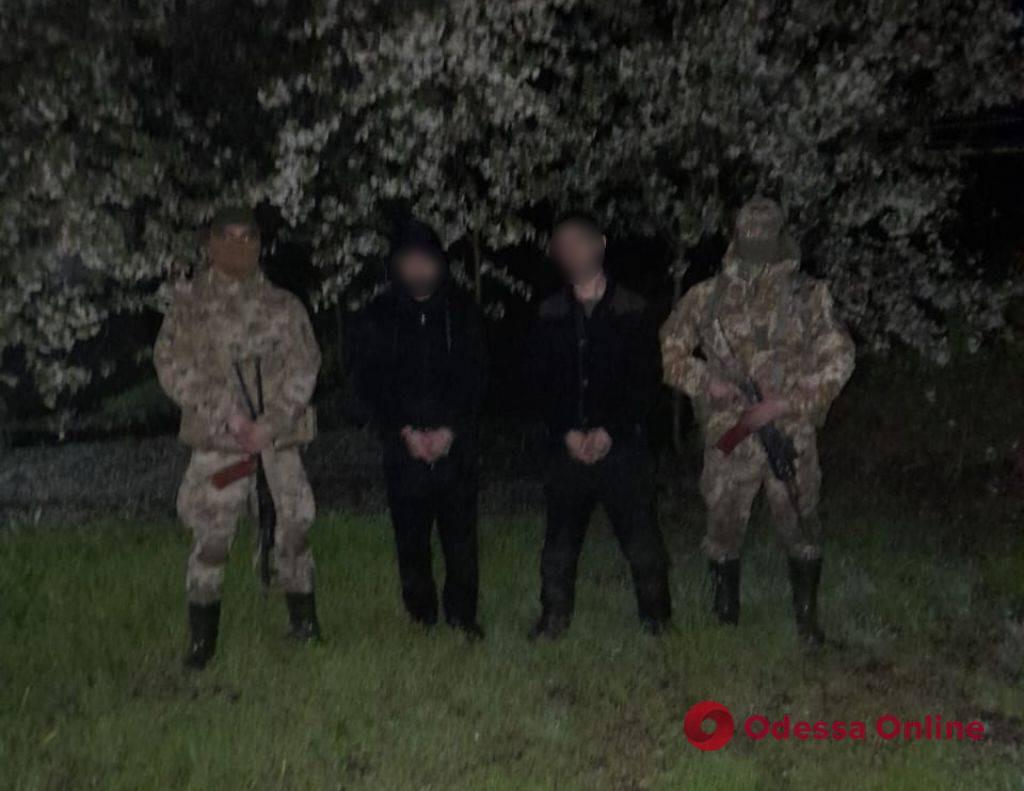 В Одесской области пограничники со стрельбой задержали уклонистов-беглецов
