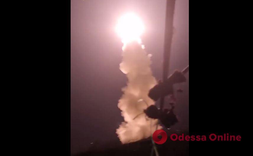Воздушные силы показали уничтожение «Шахеда» в небе над Одесской областью