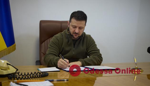 Зеленский объявил 13 апреля Днем работников оборонно-промышленного комплекса