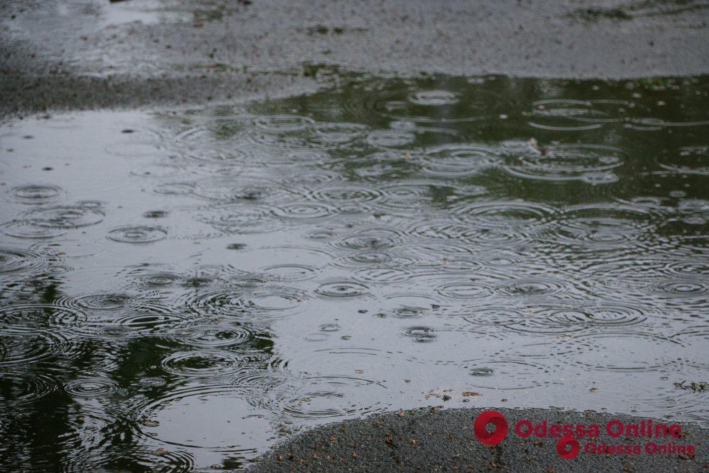 Короткочасний дощ та гроза: синоптики дали прогноз погоди в Одесі та області на 24 травня