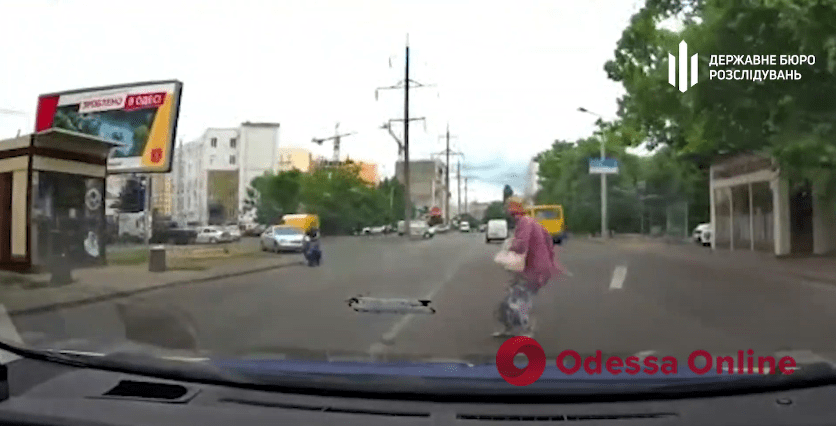 На Одещині судитимуть поліцейську, яка на смерть збила жінку на пішохідному переході (відео)