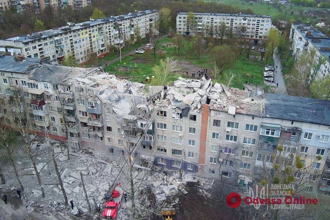 Удар по Славянску: количество жертв возросло, под завалами могут оставаться люди