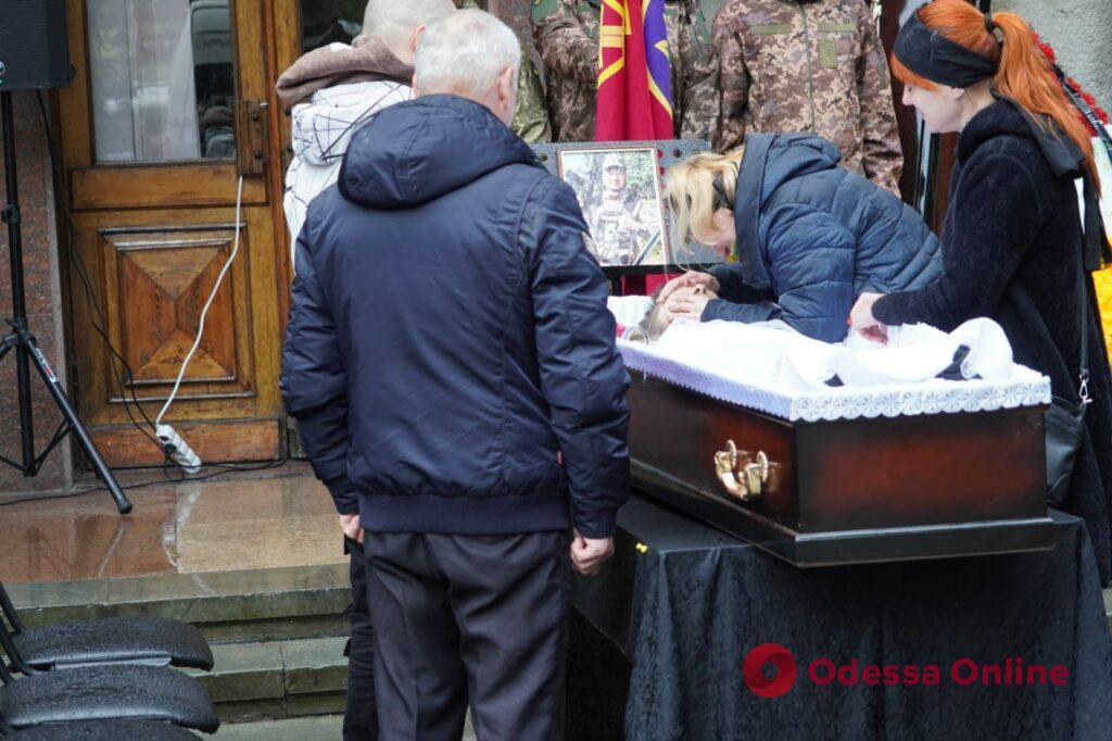 В Одессе простились с четырьмя погибшими защитниками Украины (фото)