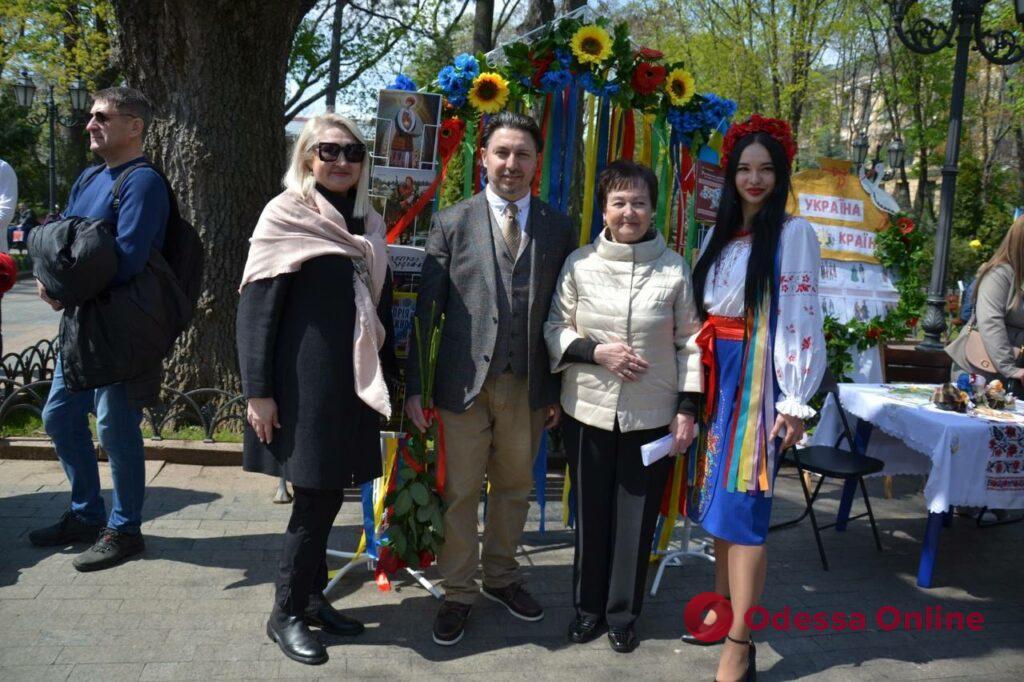 В одесском Городском саду состоялся книжный фестиваль «Букфест»