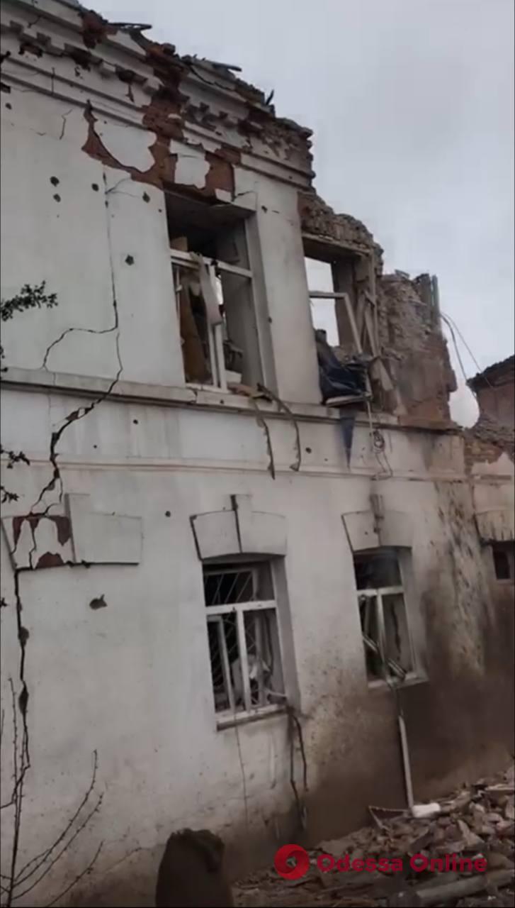 Удар по Куп’янську: загинула працівниця музею, 10 людей поранені (відео)