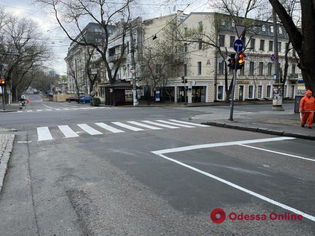 В Одесі на перехресті Троїцької та Канатної змінили схему руху