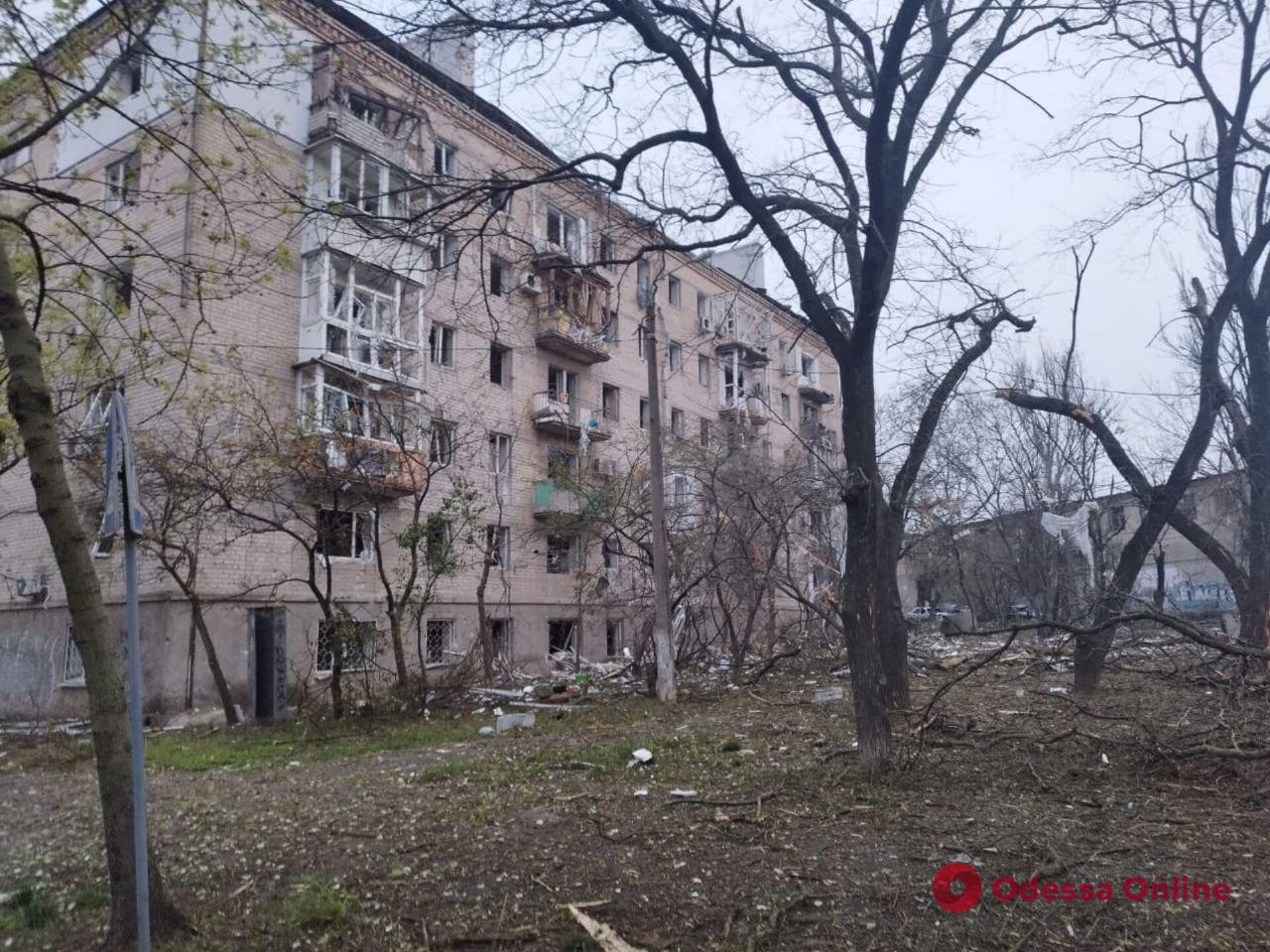 Ночью россияне атаковали Николаев «Калибрами» — известно об одном погибшем и 23 раненых