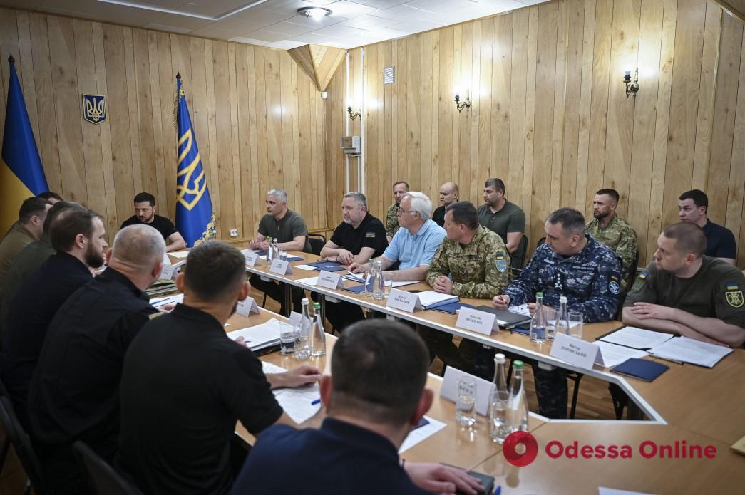Владимир Зеленский представил нового главу Одесской ОГА и провел совещание по ситуации в регионе