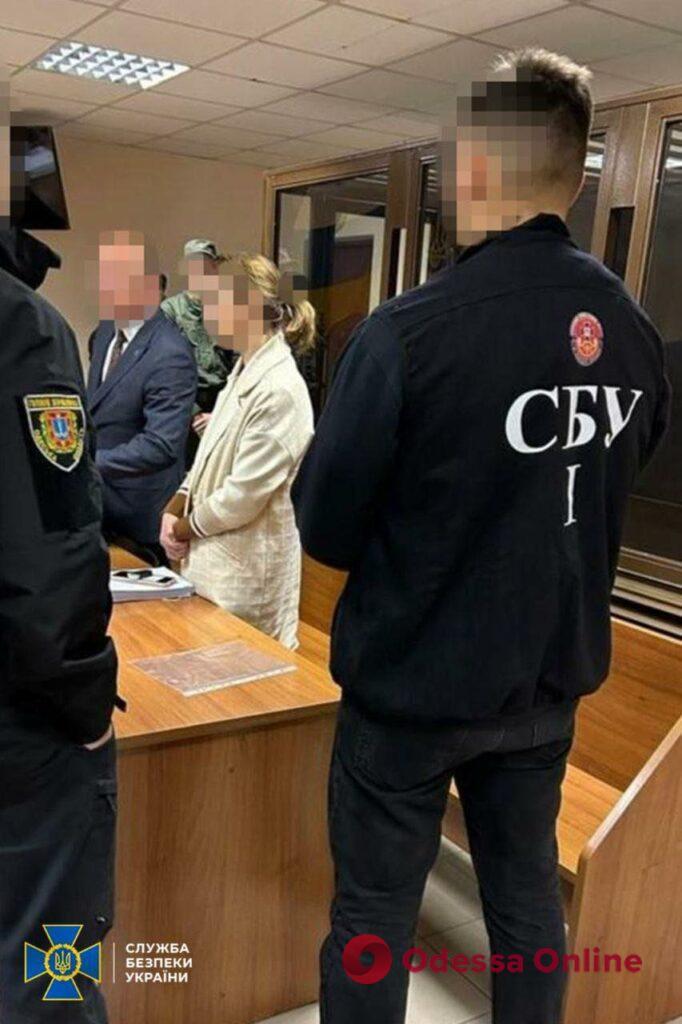 Полиция и СБУ задержали депутата Одесского облсовета и его жену за завладение землей на 24 млн гривен