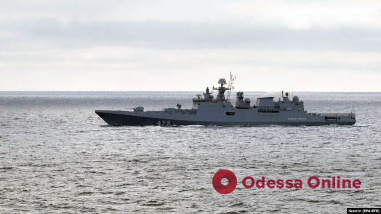 В Черное море россия вывела два ракетоносителя