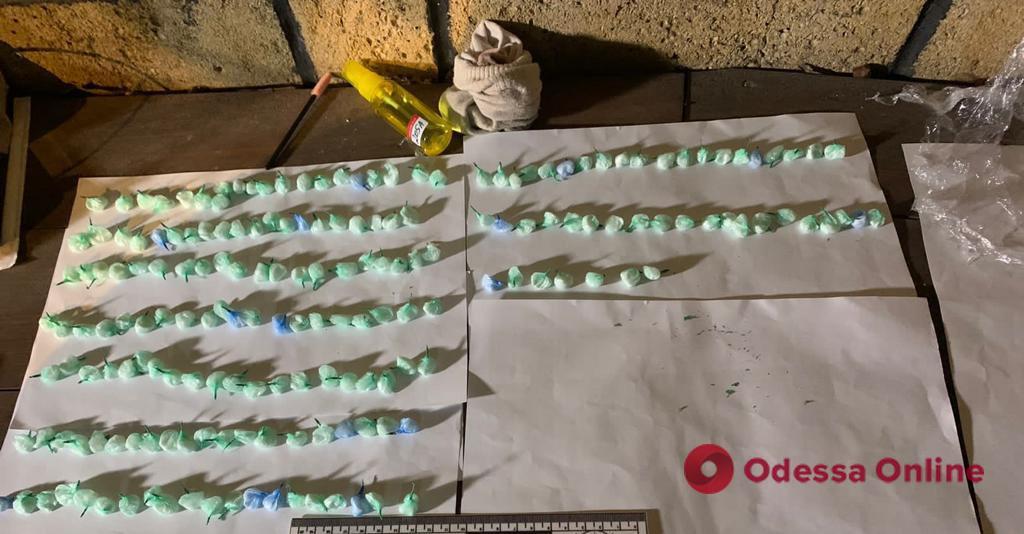 В Одесі затримали ОЗУ наркодилерів із оборотом до двох мільйонів гривень на тиждень