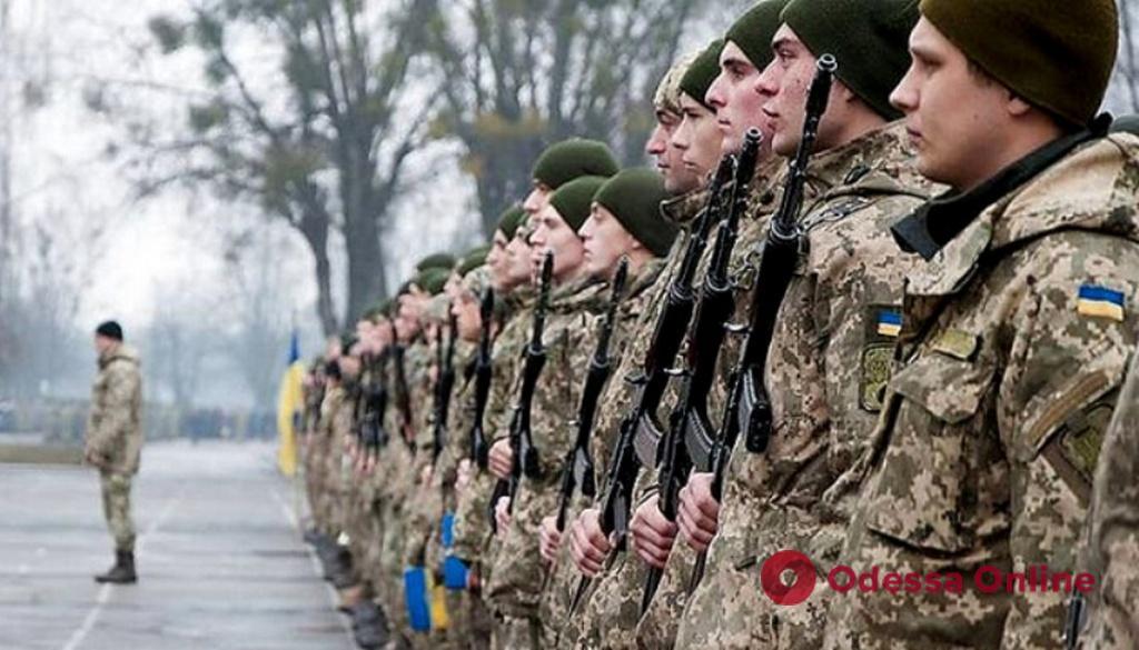 Кабмін підтримав зниження граничного призовного віку до 25 років
