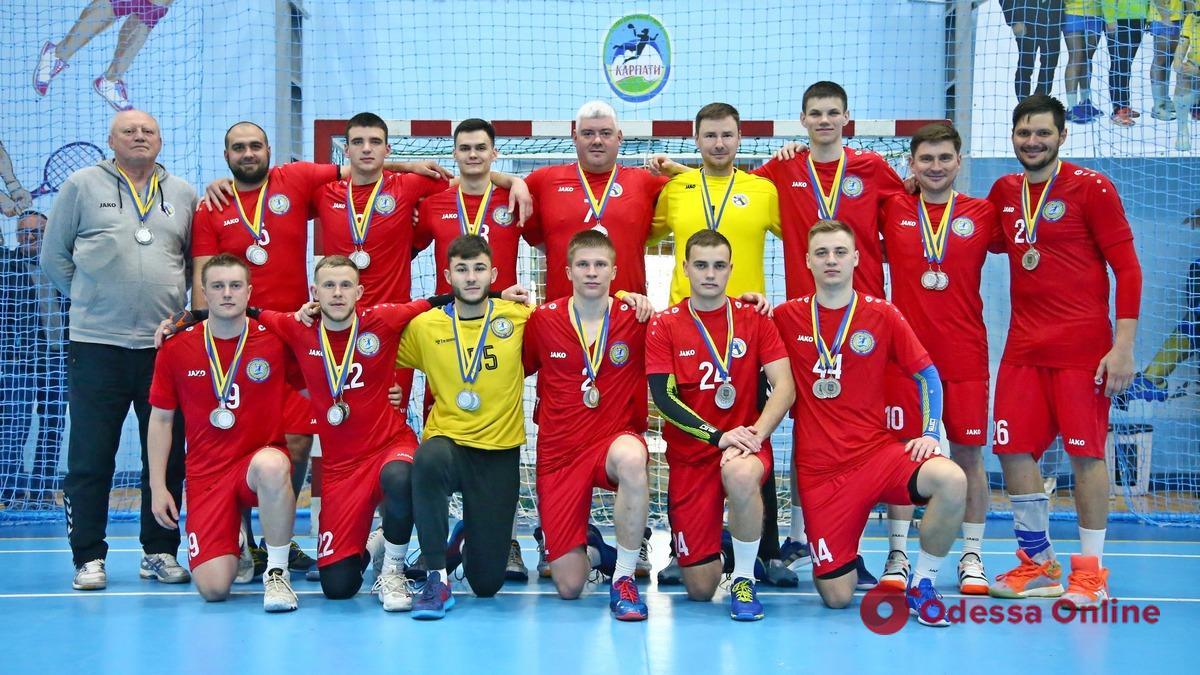 Одесские гандболисты завоевали серебряные медали Кубка Украины