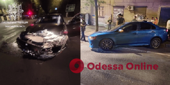 В центрі Одеси сталася потрійна ДТП – є постраждалі