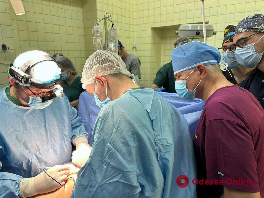 В Одесской городской больнице №1 впервые провели операцию по пересадке сердца (фото, видео)