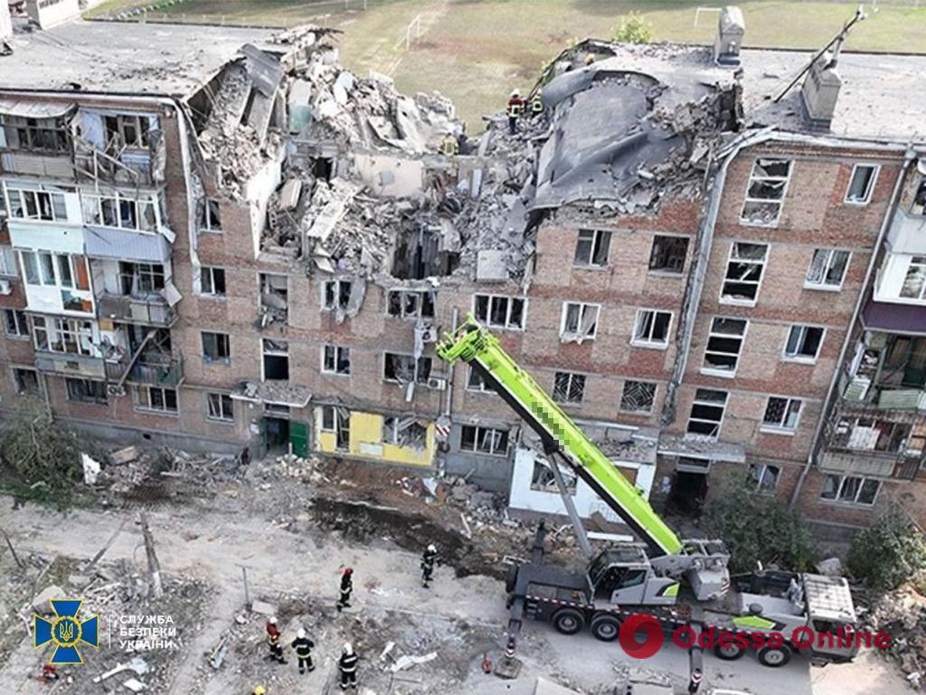 СБУ разоблачила вражеского информатора, который «навел» российскую ракету на многоэтажку в Николаеве