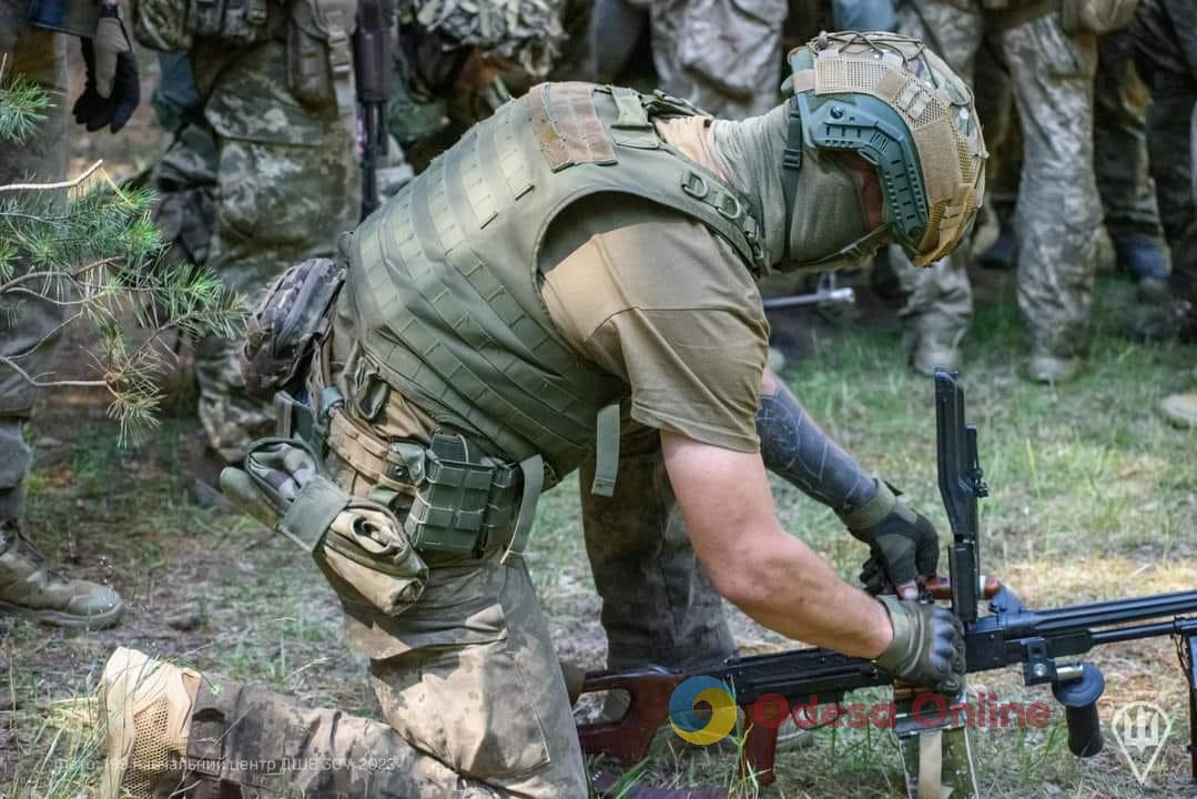 Протягом доби відбулось понад 35 бойових зіткнень на трьох напрямках, – Генштаб