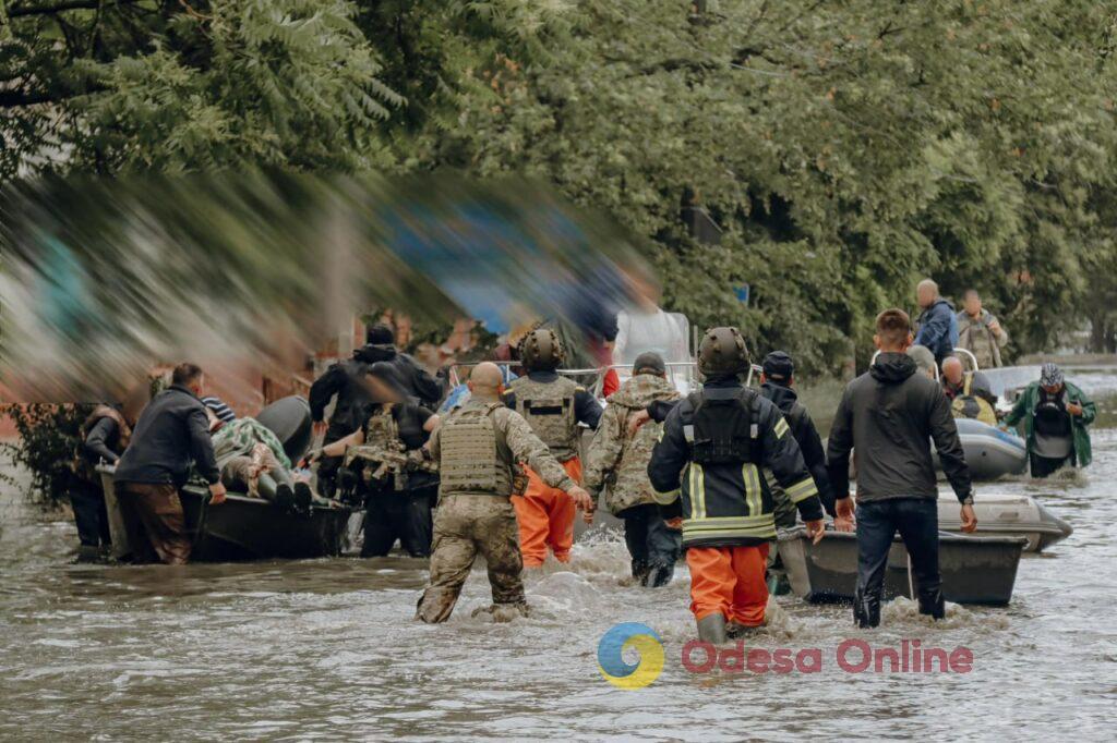 На Херсонщині росіяни обстріляли човен під час евакуації: троє загиблих, більше 20 поранених