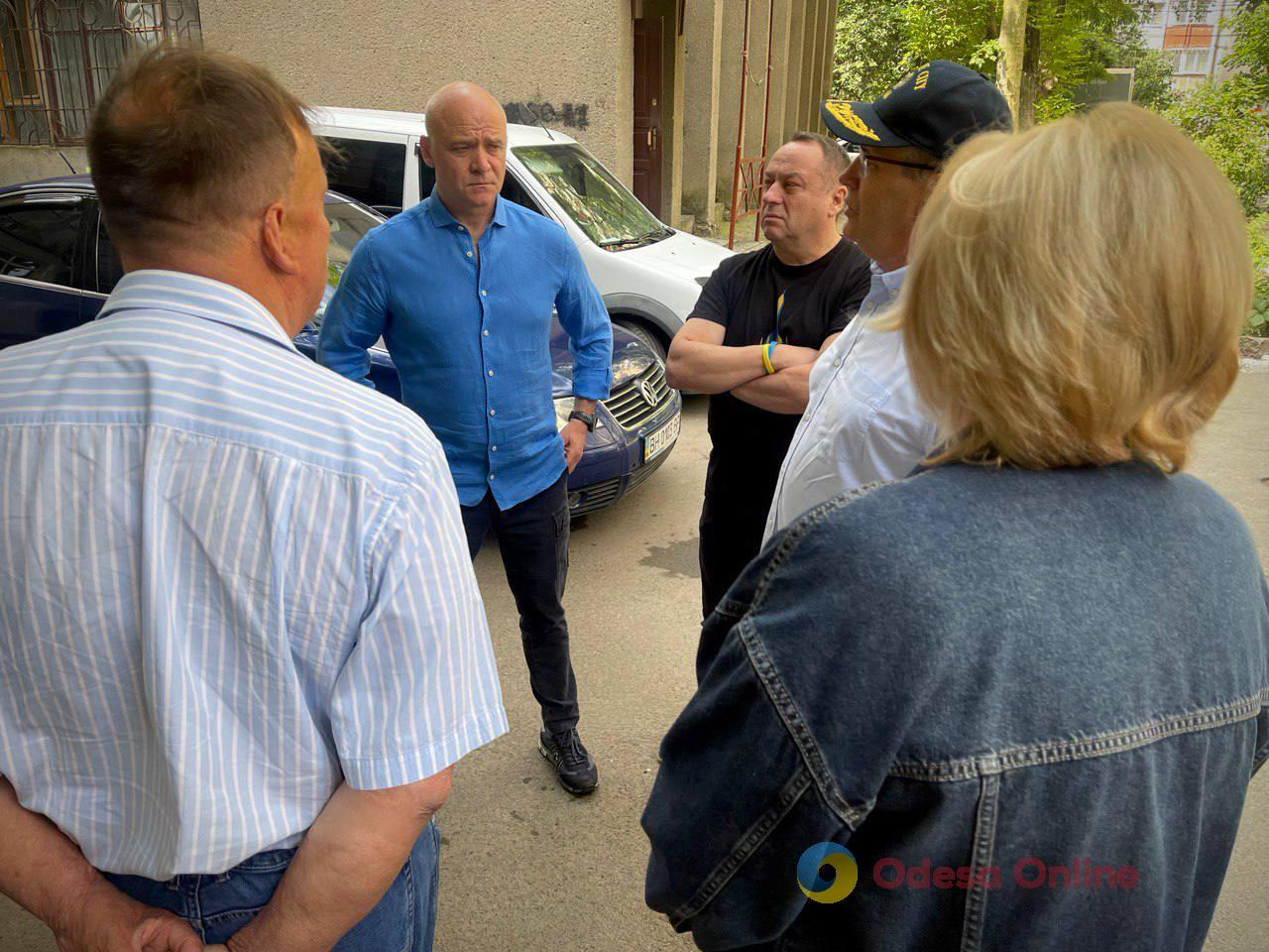 После подрыва россиянами Каховской ГЭС в Одессу прибыло около 400 жителей Херсонской области