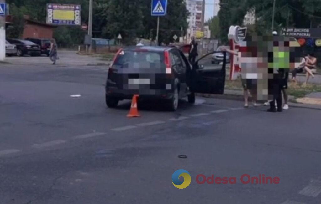 В Одессе на Академика Королева столкнулись Chevrolet и Ford