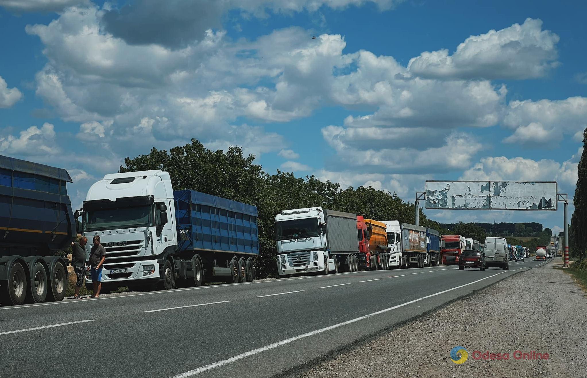 В Одесской области заработали новые правила регулирования трафика грузового транспорта, — ОВА