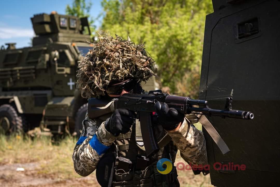 Генштаб: на п’яти напрямках фронту йдуть важкі бої, протягом доби відбулось 27 бойових зіткнень