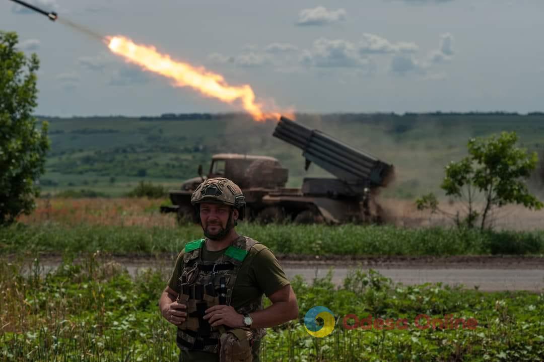 За сутки защитники Украины уничтожили 460 оккупантов