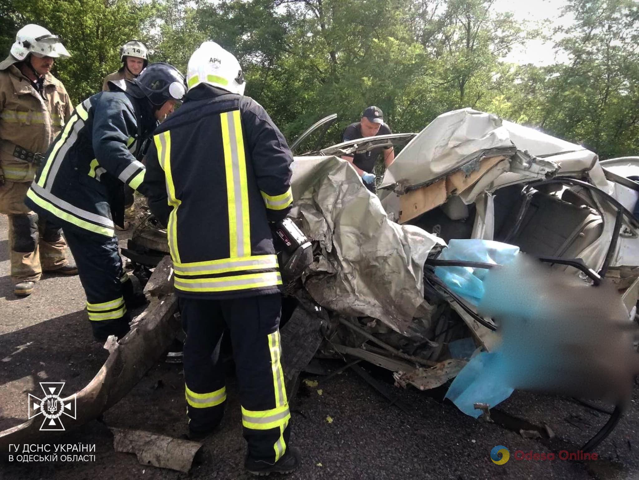 В Одесской области произошло ДТП с участием маршрутки: погиб водитель легковушки (обновлено)