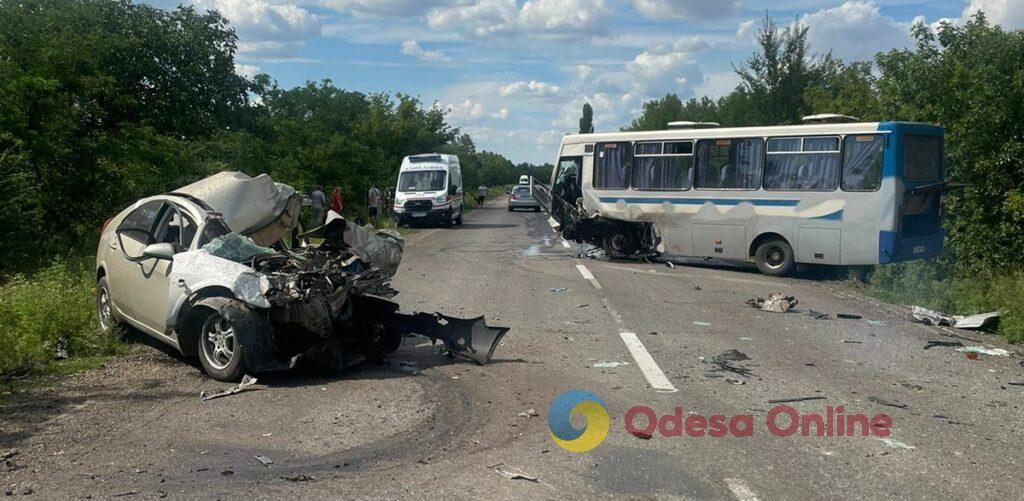 В Одесской области произошло ДТП с участием маршрутки: погиб водитель легковушки (обновлено)