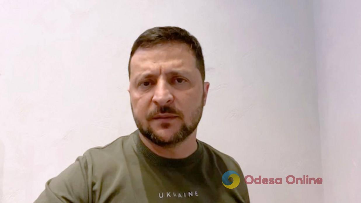 Коли повітряний щит України стане достатньо міцним, ми забезпечимо реальну свободу й захищеність усієї Європи від російського терору, – Зеленський Коли повітряний щит України стане достатньо міцним, ми забезпечимо реальну свободу й захищеність усієї Європи від російського терору, – Зеленський