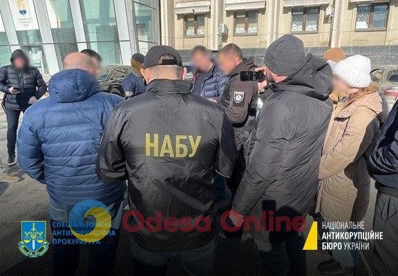 Чиновник Одесской ОВА предстанет перед судом за взяточничество