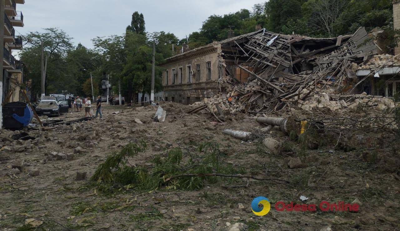 Последствия ракетно-дроновой атаки Одесской области: в ОВА рассказали о состоянии пострадавших