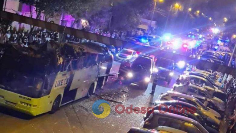 У Румунії автобус з українцями потрапив у ДТП (фото) У Румунії автобус з українцями потрапив у ДТП (фото)