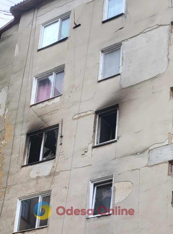 Під час пожежі у Білгород-Дністровському розбився 22-річний чоловік, який випав з четвертого поверху