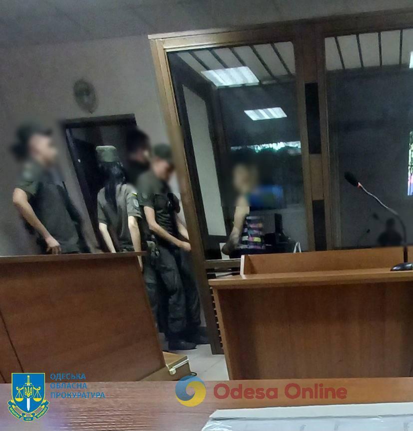 Жінку, яка пропонувала експрокурору Одещини «вирішити питання», засудили до 10 років позбавлення волі